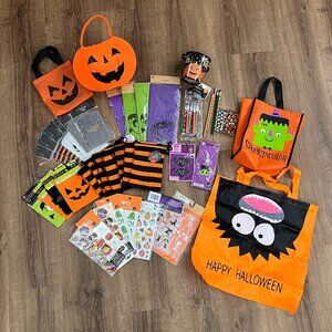 NEW Halloween / Fall Treat Bags, Stickers, Small Treats Bundle